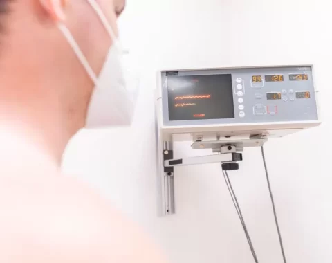 Kỹ Thuật POCT: Lợi Ích Vượt Trội Chăm Sóc Sức Khỏe Cộng Đồng